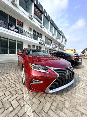 Lexus ES 2017 Red