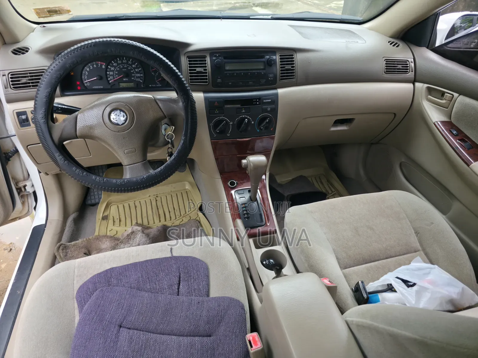 Toyota Corolla 2003 White