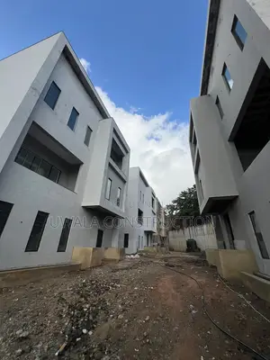 6bdrm Duplex in Guzape District for sale