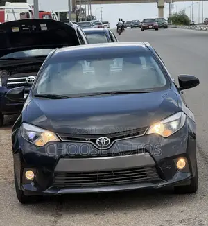 Toyota Corolla LE 4dr Sedan (1.8L 4cyl CVT) 2015 Black