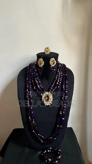 Crystal Bead Neckpiece