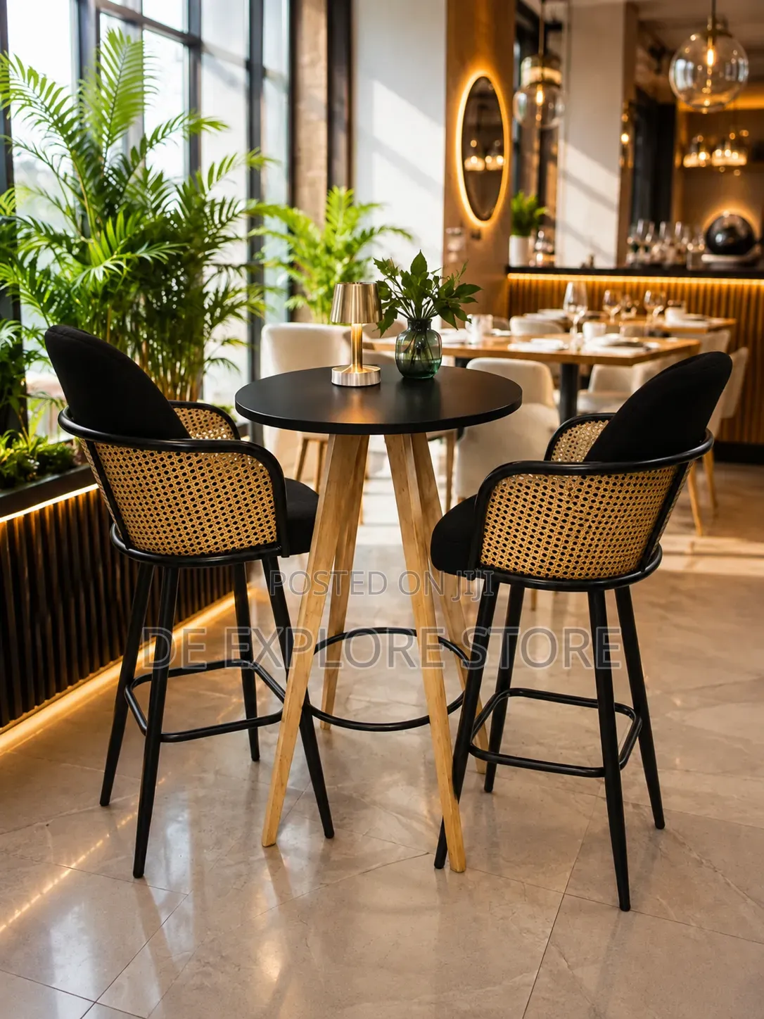 Unique Bar Chair With Table