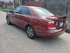 Toyota Camry SE 4dr Sedan (2.4L 4cyl 5A) 2006 Red