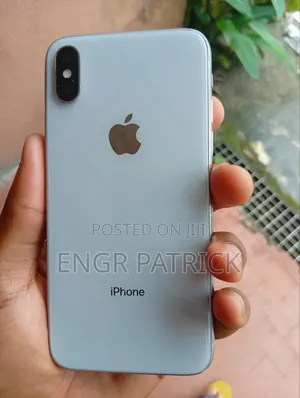 Apple iPhone X 64 GB White