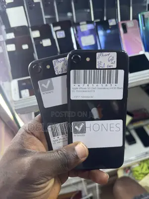 Apple iPhone SE 64 GB Black