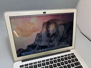 Laptop Apple MacBook Pro 2015 8GB Intel Core i7 SSD 256GB