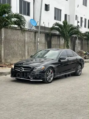 Mercedes-Benz C300 Base 4Matic Sedan AWD (2.0L 4cyl 7A) 2017 Black