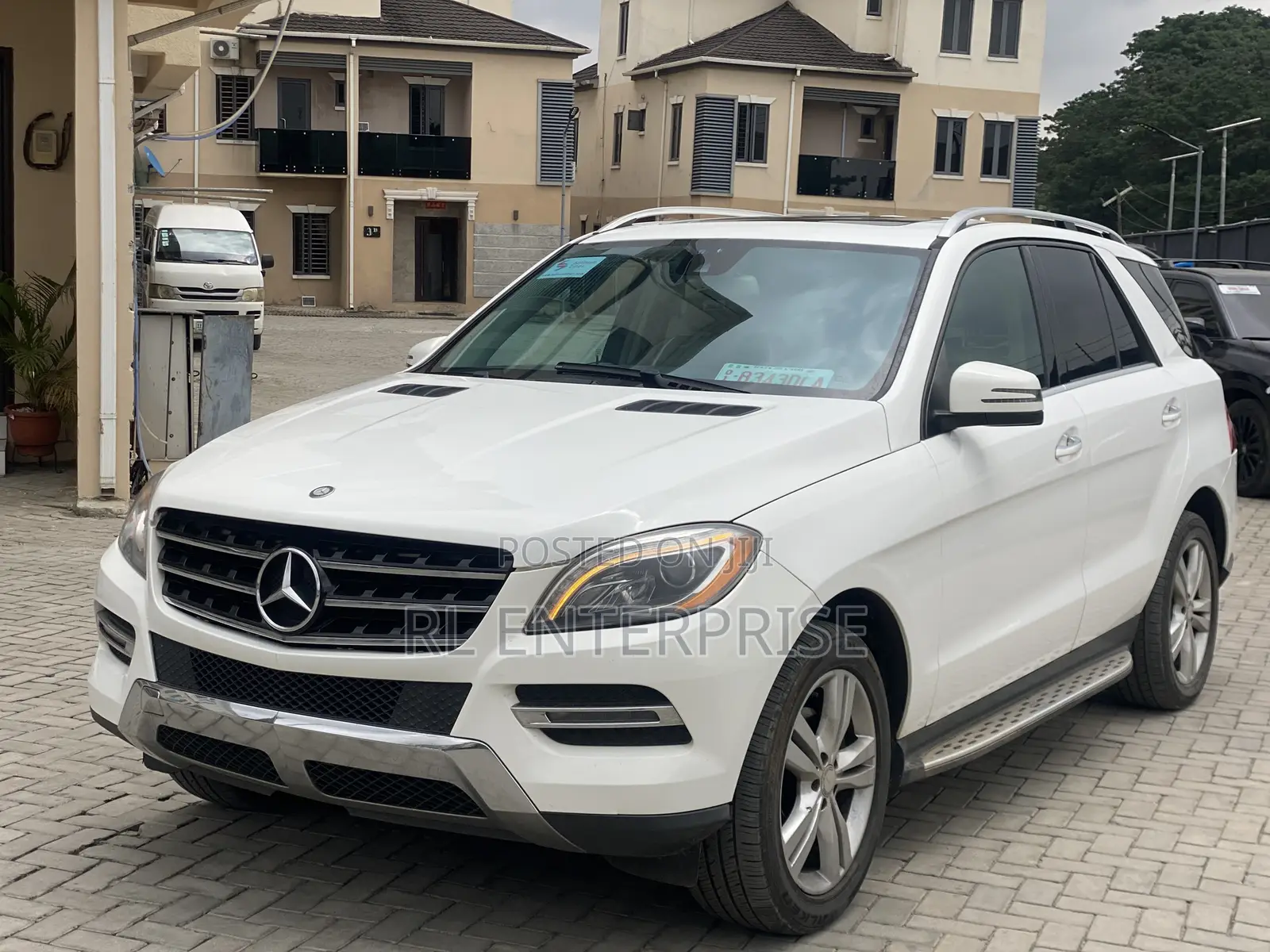 Mercedes-Benz M Class 2014 White