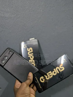Pixel 8 Pouch/Case and 2 HD Privacy Screen Protector