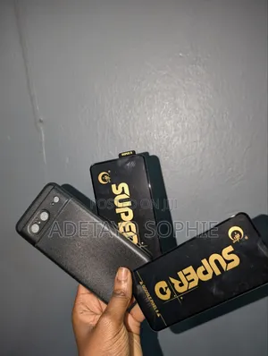 Pixel 8 Pouch/Case and 2 HD Privacy Screen Protector