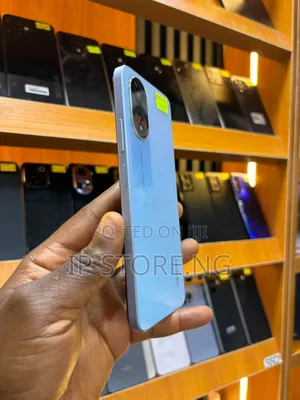 Oppo A18 64 GB Blue