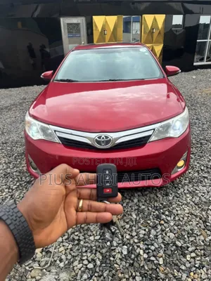 Toyota Camry 2014 Red