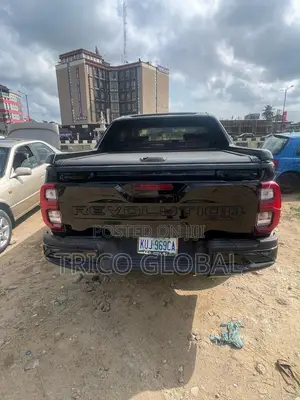 Toyota Hilux 2009 Black