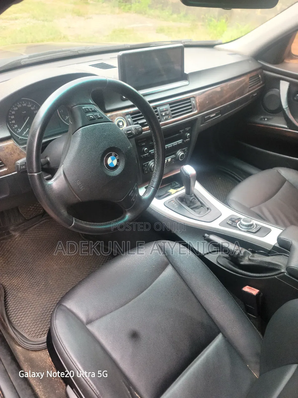 BMW 323i 2010 Black