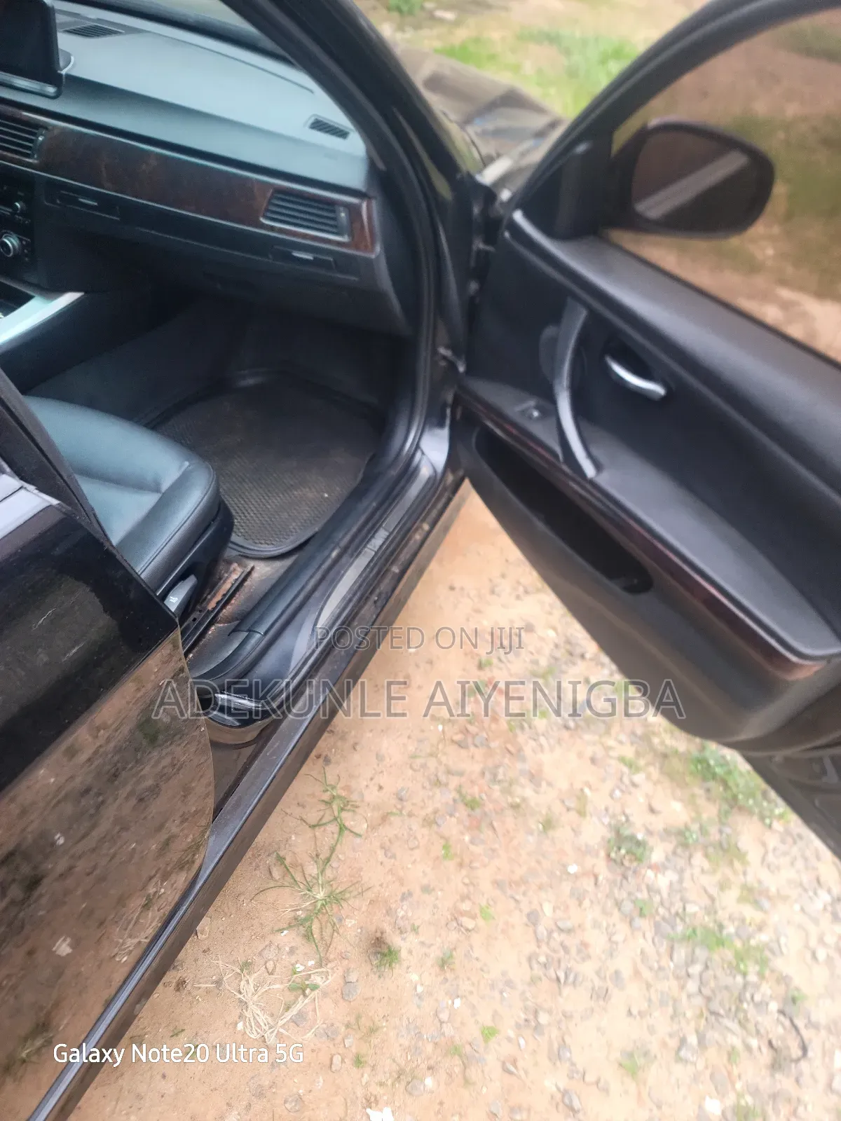 BMW 323i 2010 Black
