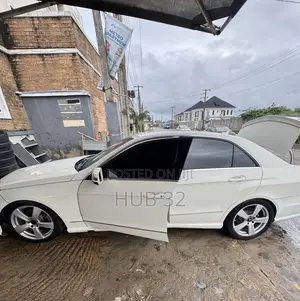 Mercedes-Benz E350 2011 White