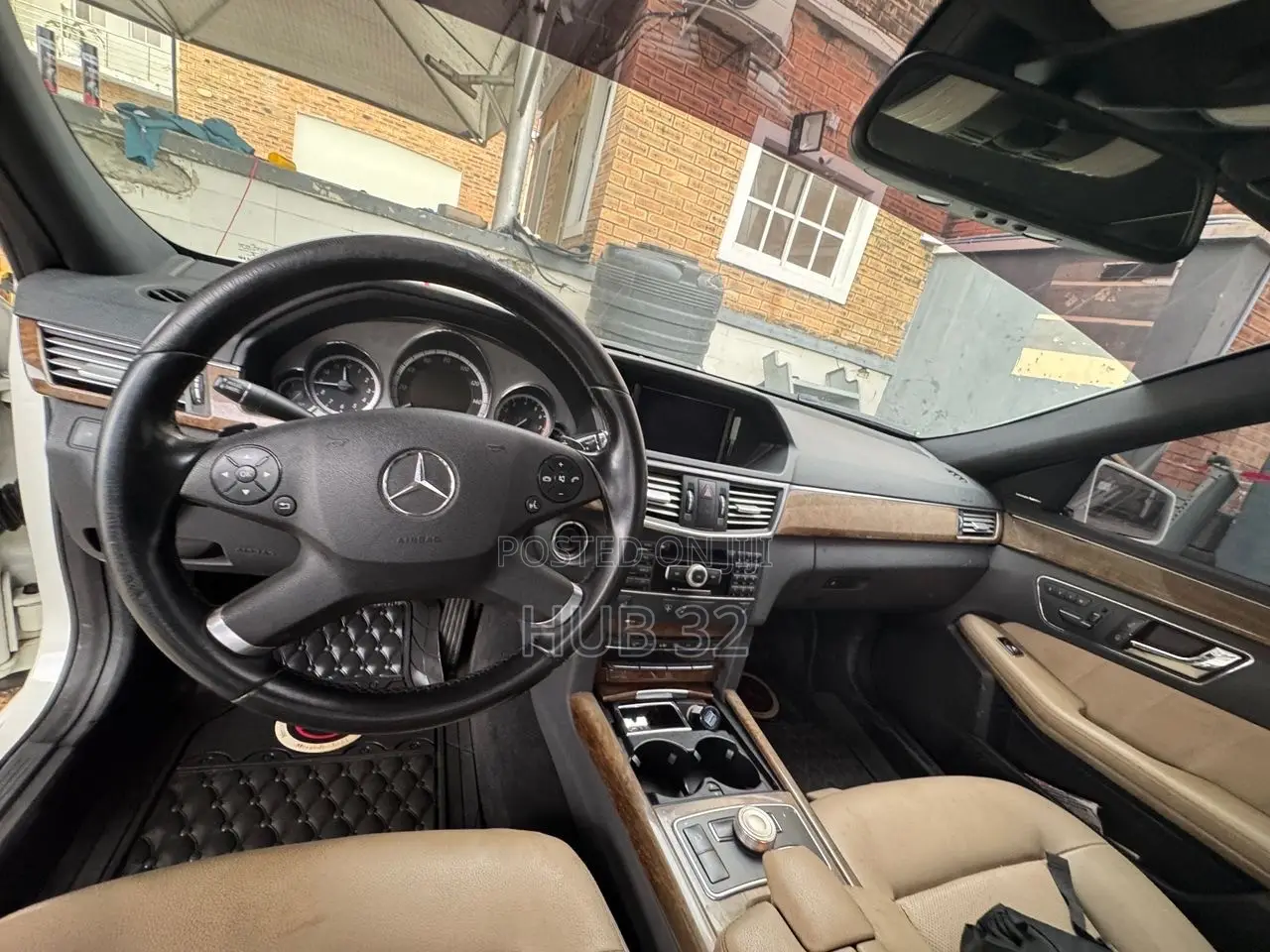 Mercedes-Benz E350 2011 White