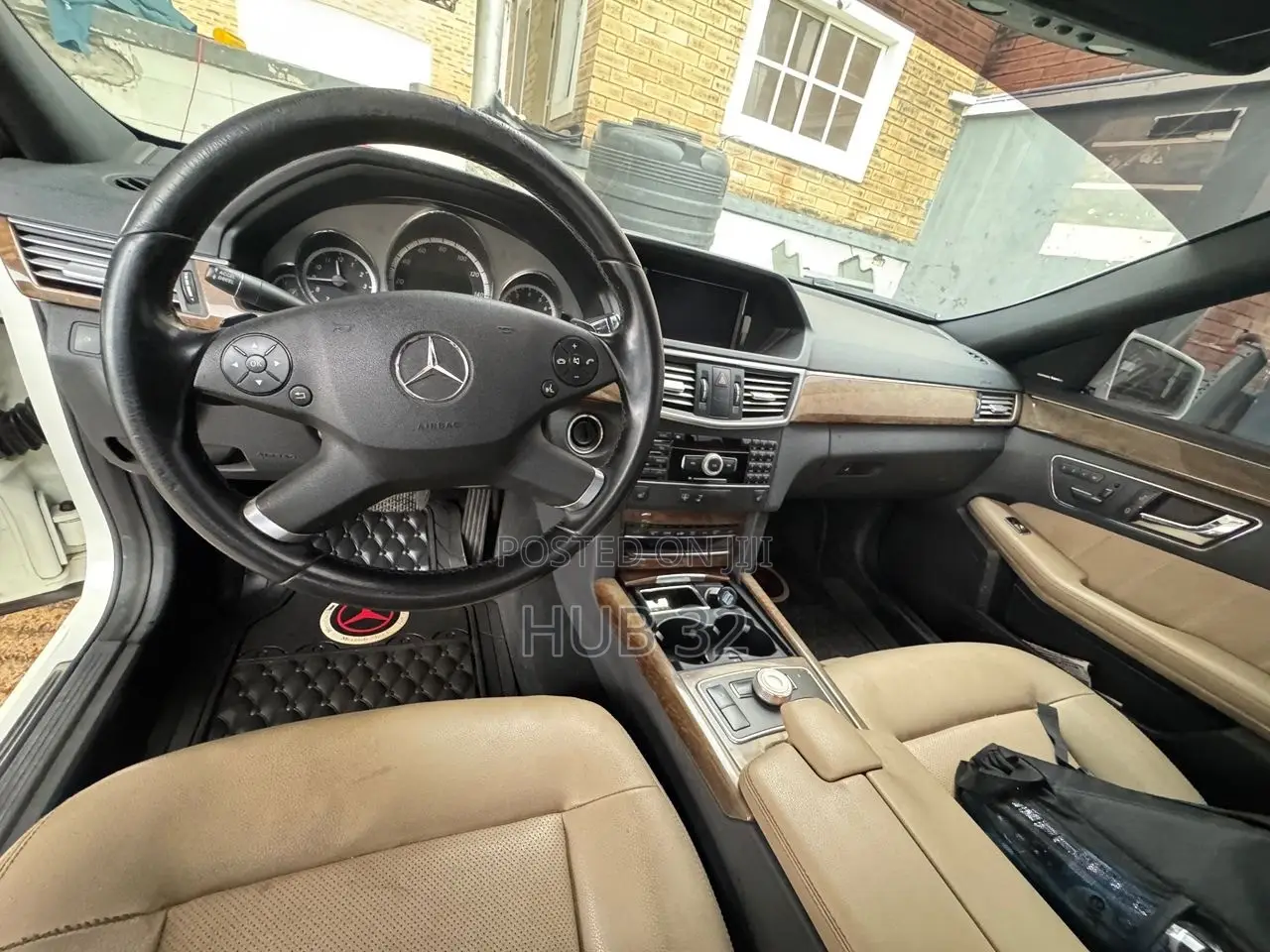 Mercedes-Benz E350 2011 White