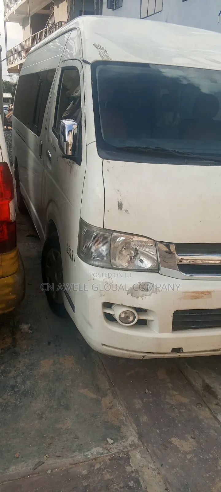 Toyota HiAce 2015 White