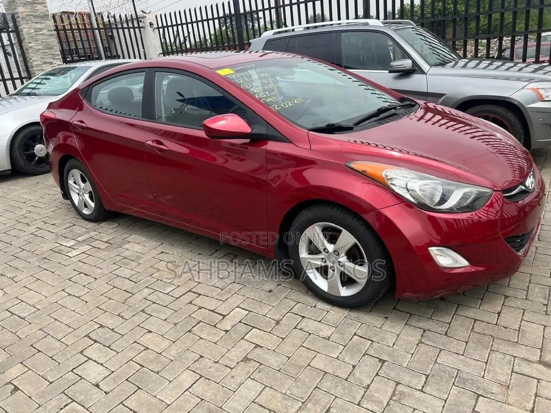 Hyundai Elantra GLS Automatic 2012 Red