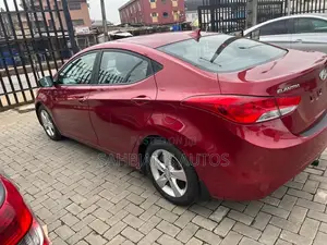 Hyundai Elantra GLS Automatic 2012 Red