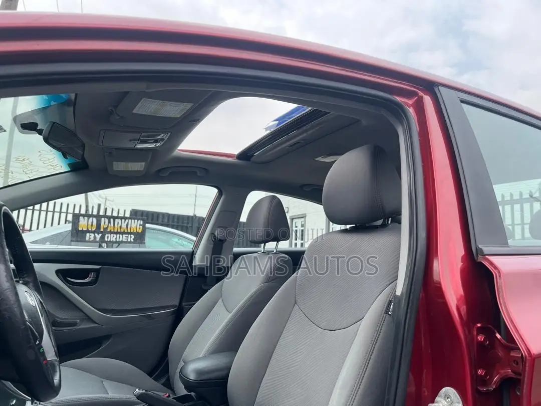 Hyundai Elantra GLS Automatic 2012 Red