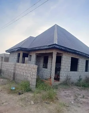 3bdrm House in Mararaba for sale