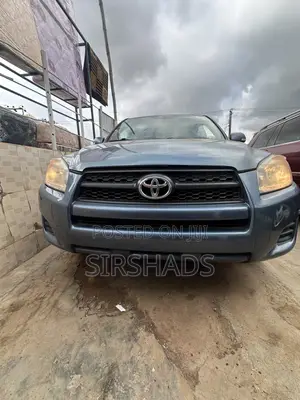 Toyota RAV4 2011 Blue