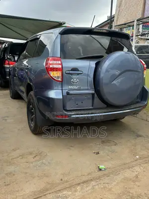 Toyota RAV4 2011 Blue