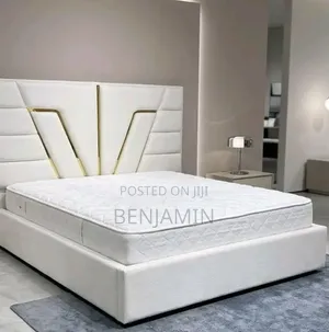 Bedframe and Foam
