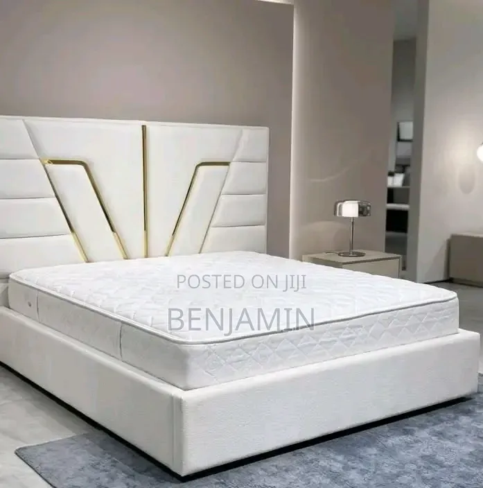 Bedframe and Foam