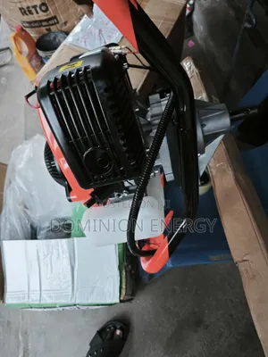 4-Stroke Earth Auger Machine