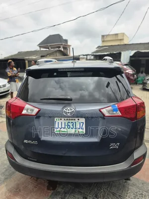 Toyota RAV4 2015 Blue