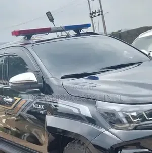 Police Sirenn and Blinking Light