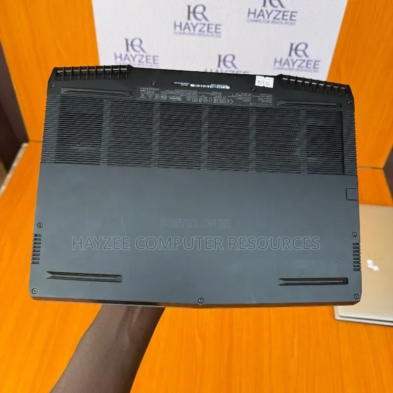 Laptop Alienware M15 32GB Intel Core i7 SSD 1T