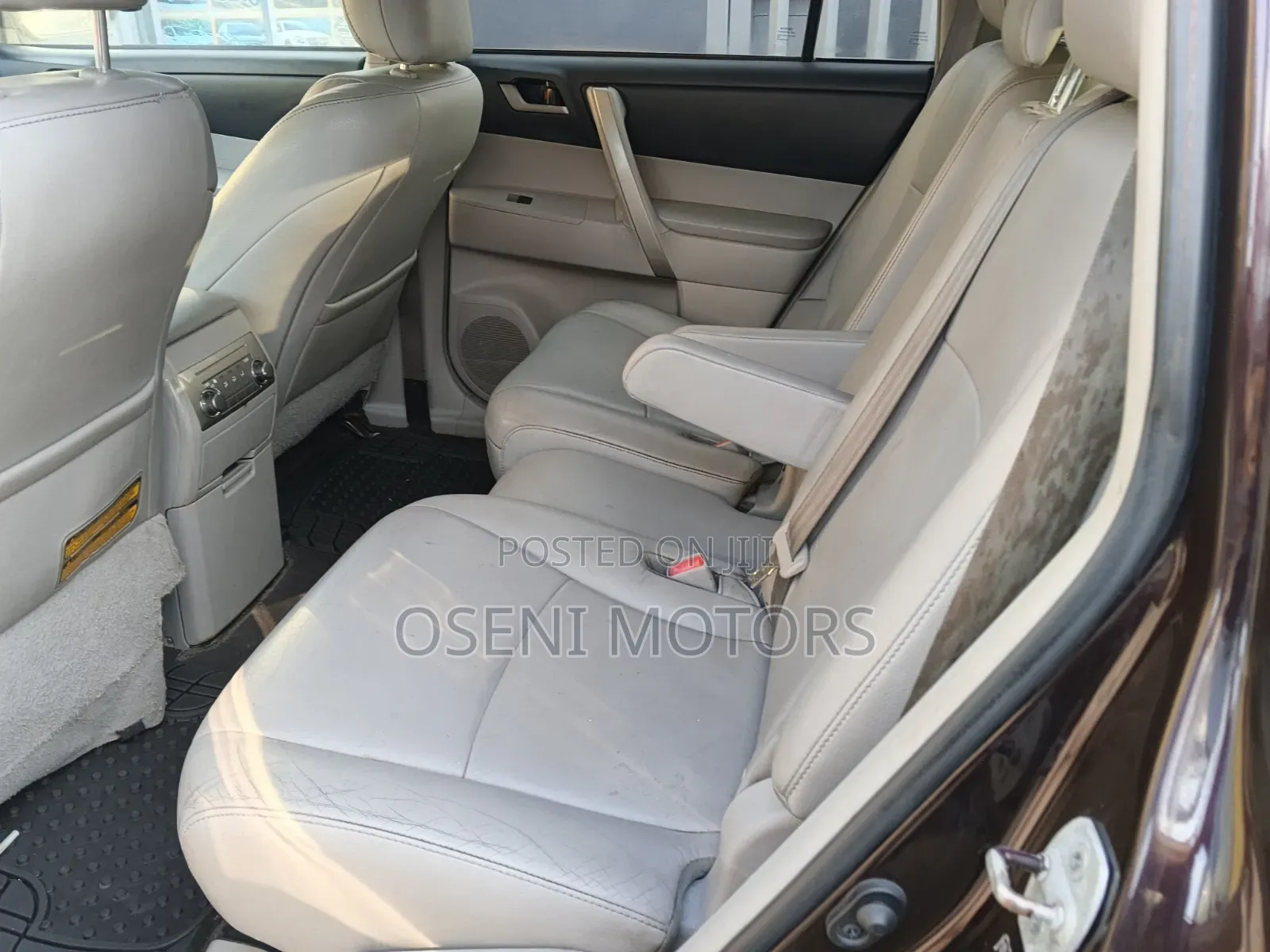 Toyota Highlander 2013 Red