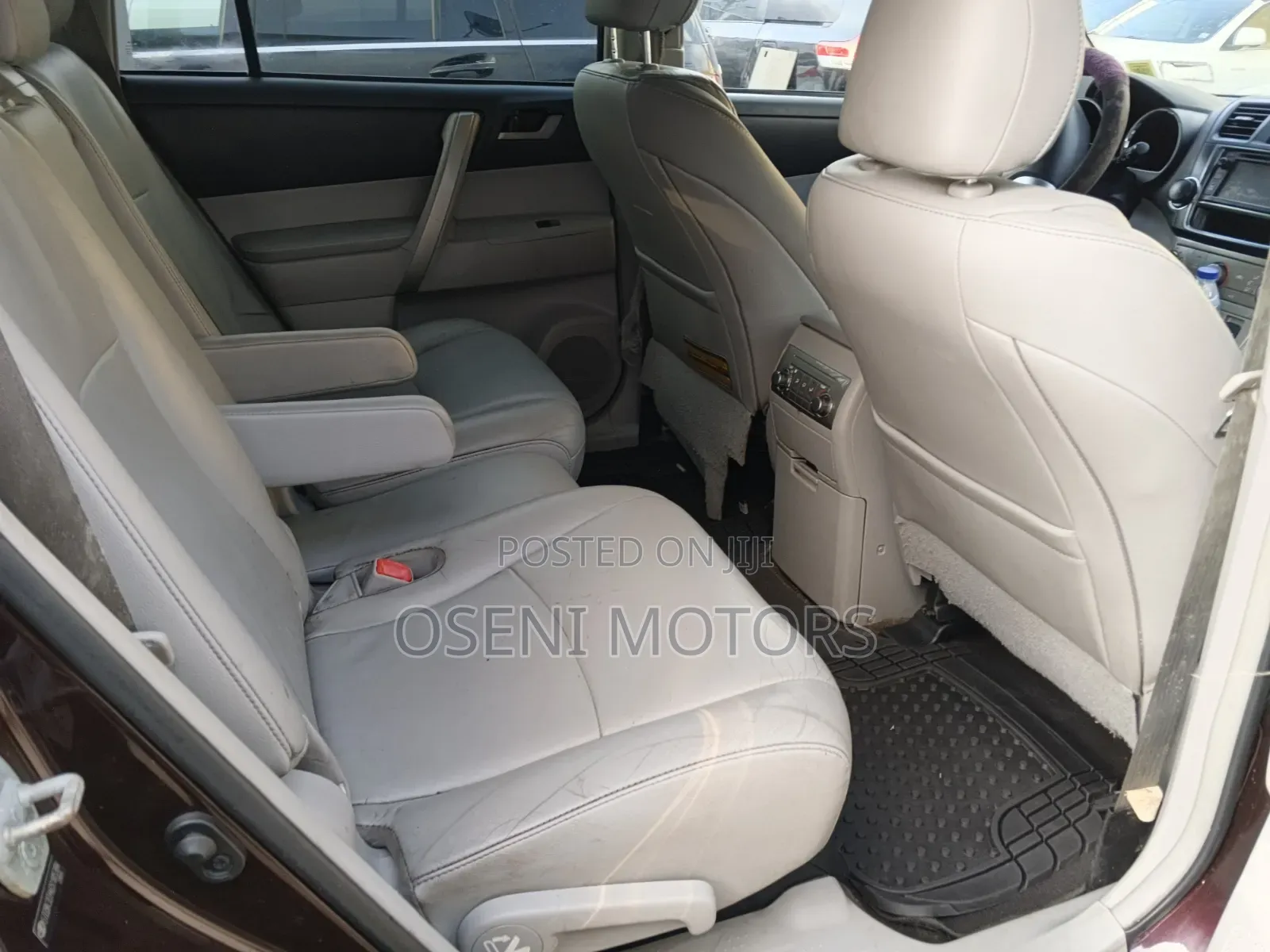 Toyota Highlander 2013 Red