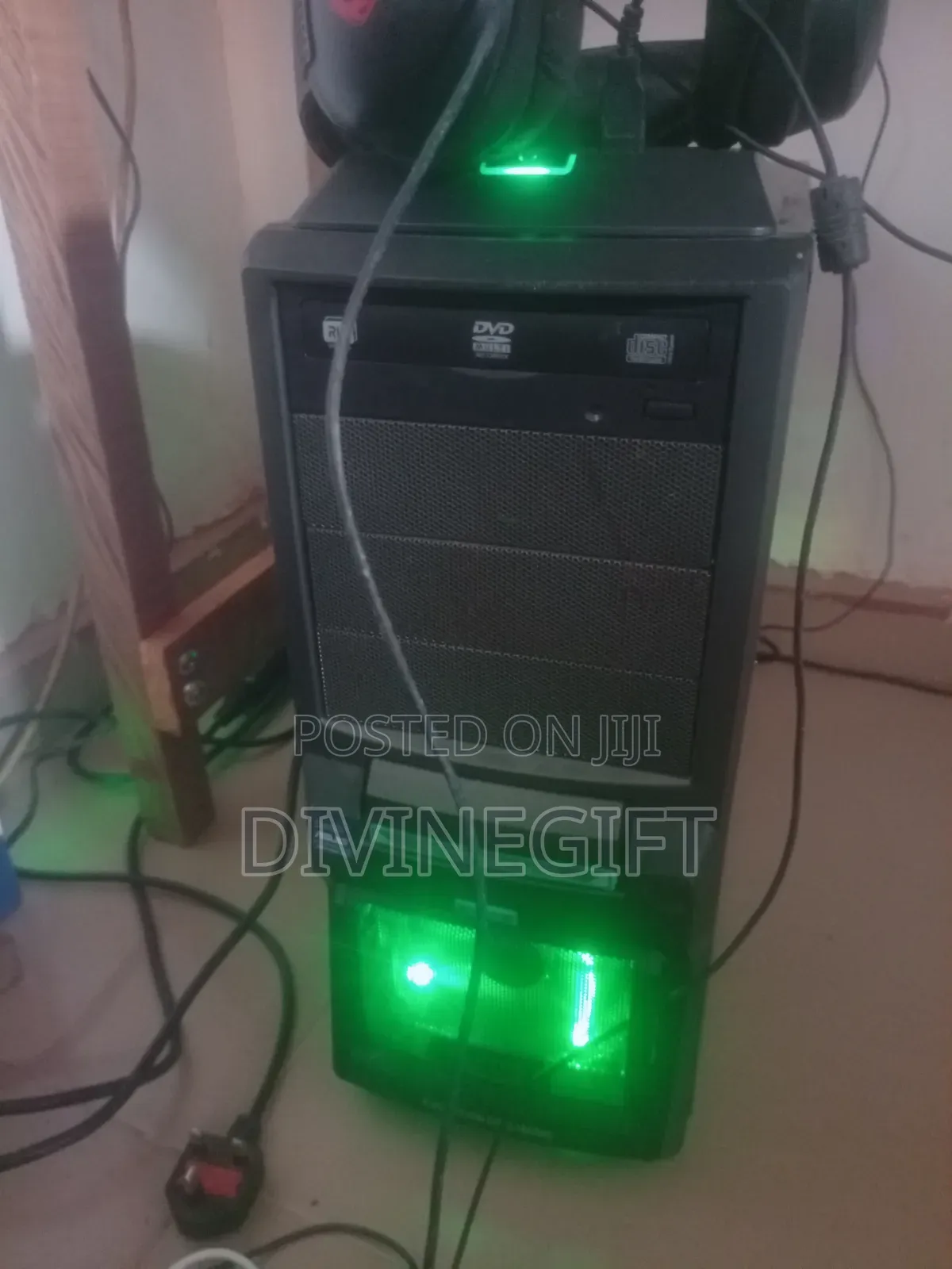 New Desktop Computer Asus 24GB Intel Core i7 HDD+SSD 1.5T