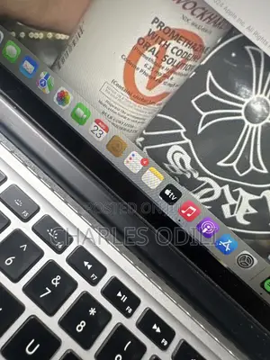 Laptop Apple MacBook Pro 2015 8GB Intel Core i5 HDD+SSD 250GB