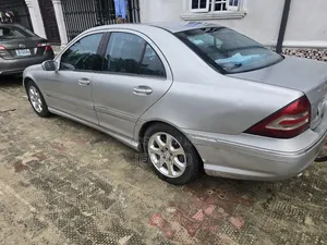 Mercedes-Benz C180 2006 Silver