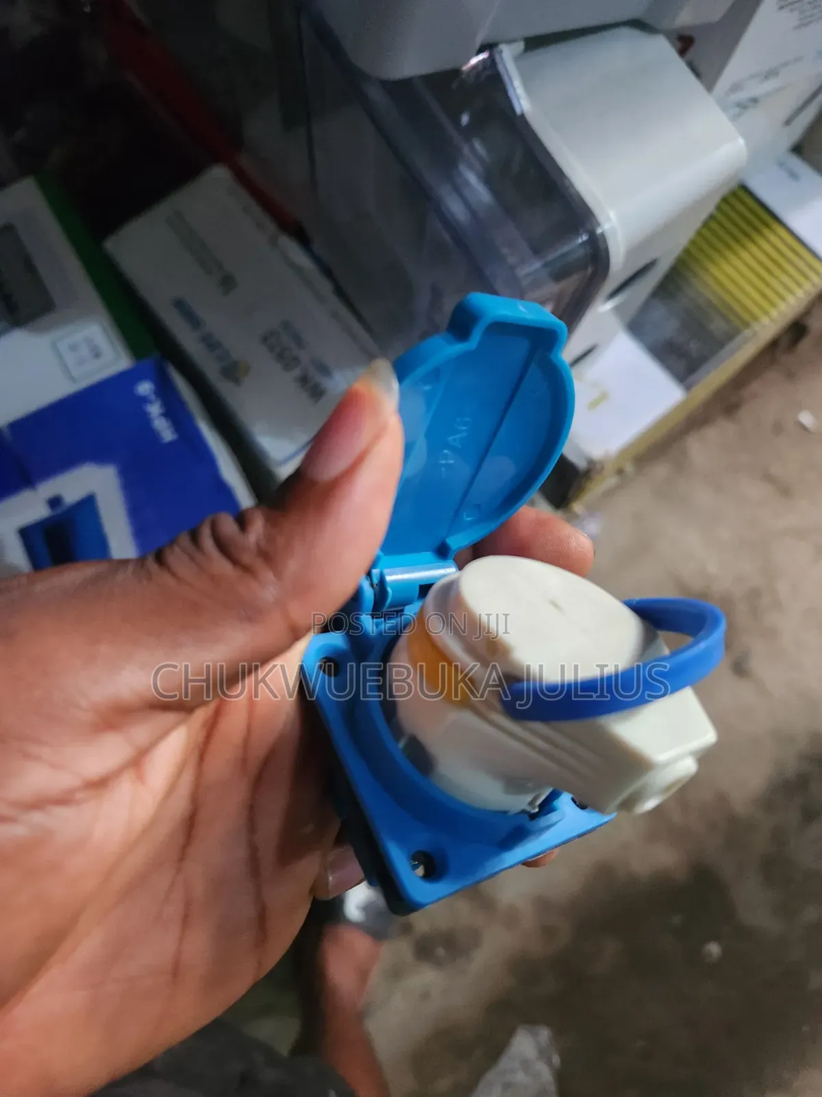 Blue Industrial Surface/Panel Mount Socket – Heavy Duty