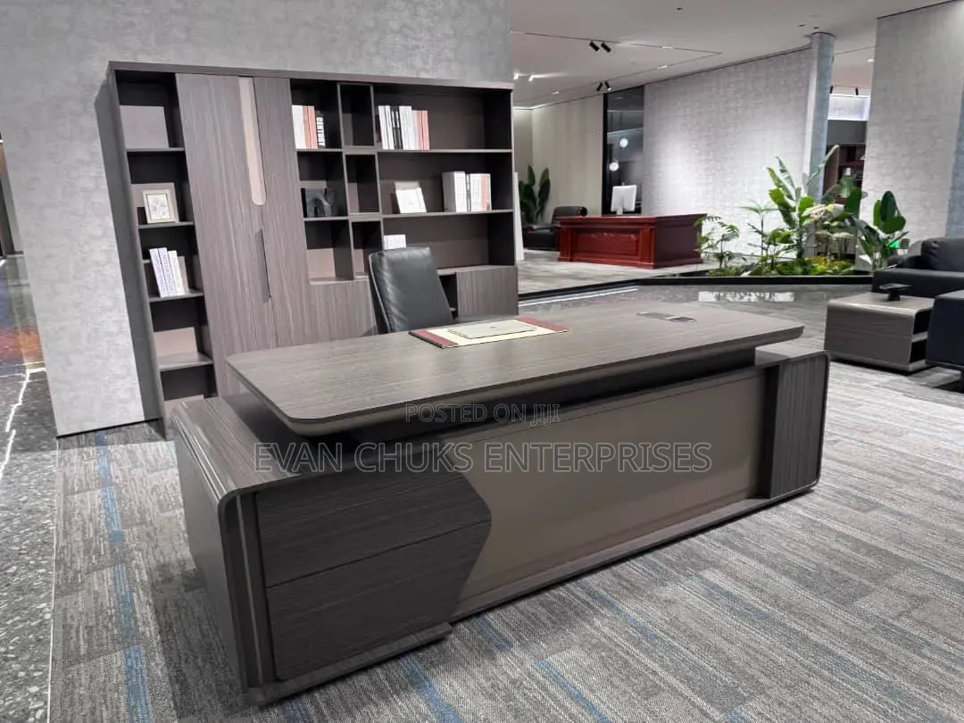2,4 Meter Executive Desk