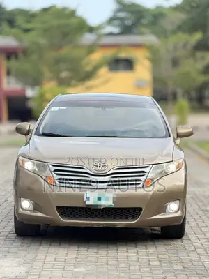 Toyota Venza V6 AWD 2011 Brown