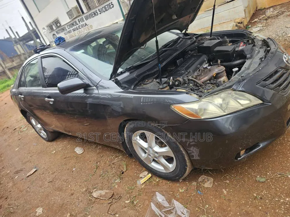 Toyota Camry 2008 Gray