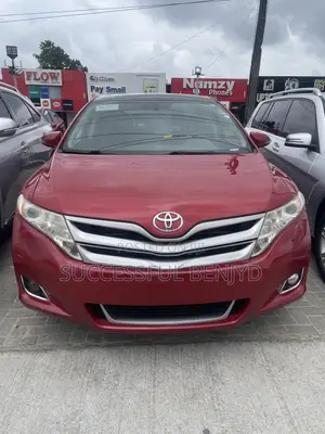 Toyota Venza XLE 2012 Red
