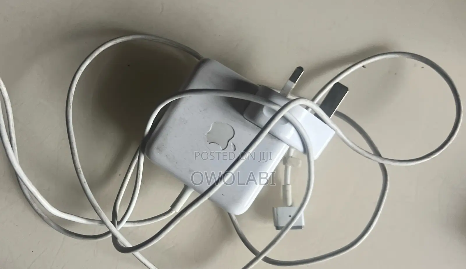 Complete MacBook Air 2017 Charger Available