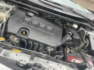 Toyota Corolla S 4dr Sedan (1.8L 4cyl 4A) 2013 Silver