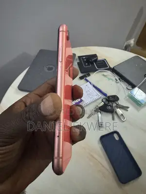 Apple iPhone XR 64 GB Pink
