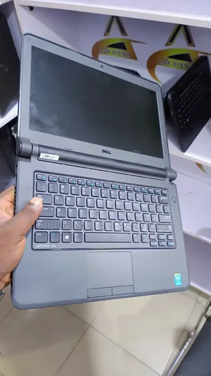 Laptop Dell Latitude 3450 8GB Intel Core i5 HDD+SSD 500GB