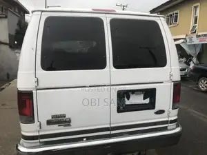 Ford E350 2007 White